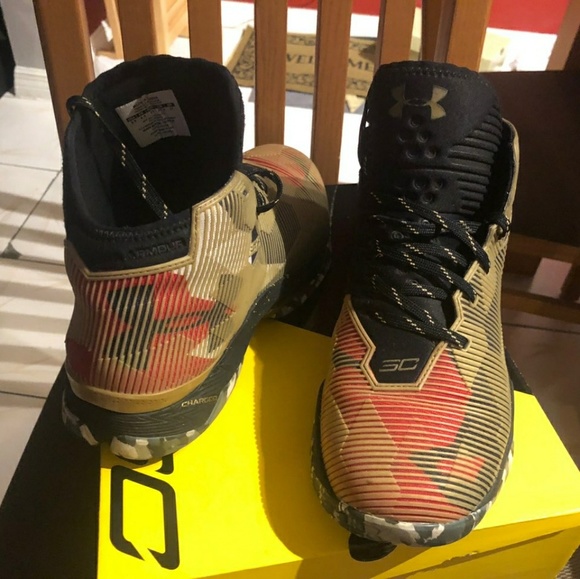 Under Armour Curry 2.5 - Picture 3 of 5